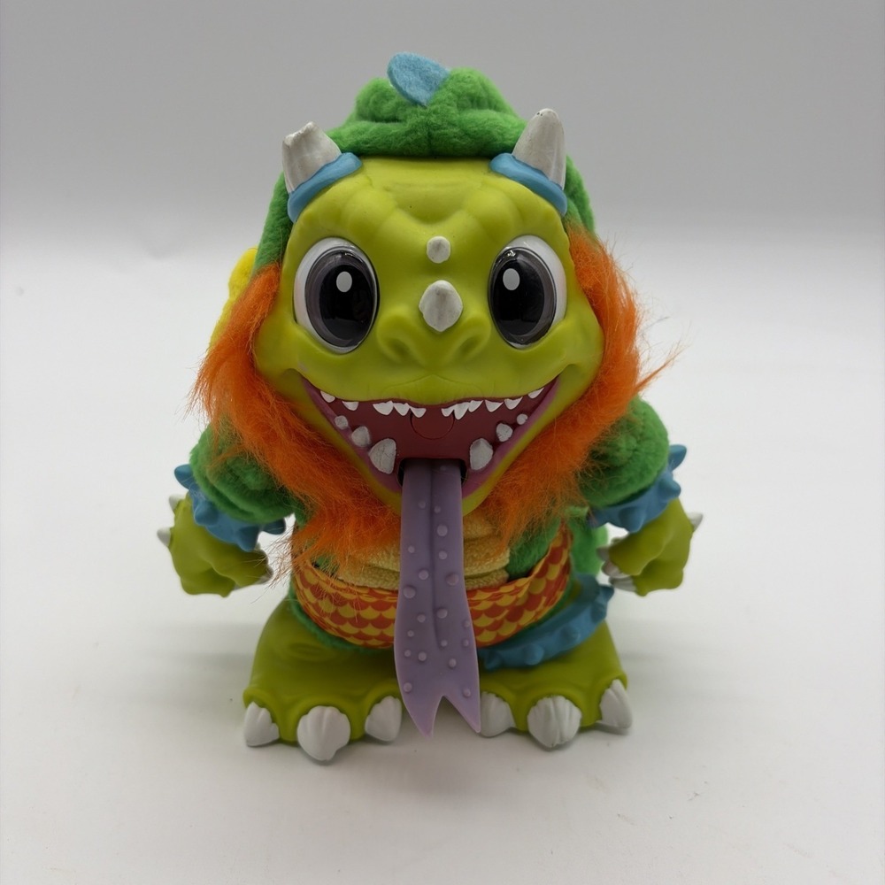 Crate Creatures Surprise Sizzle Motion Sensor Toy Monster Lights Sounds Movement
